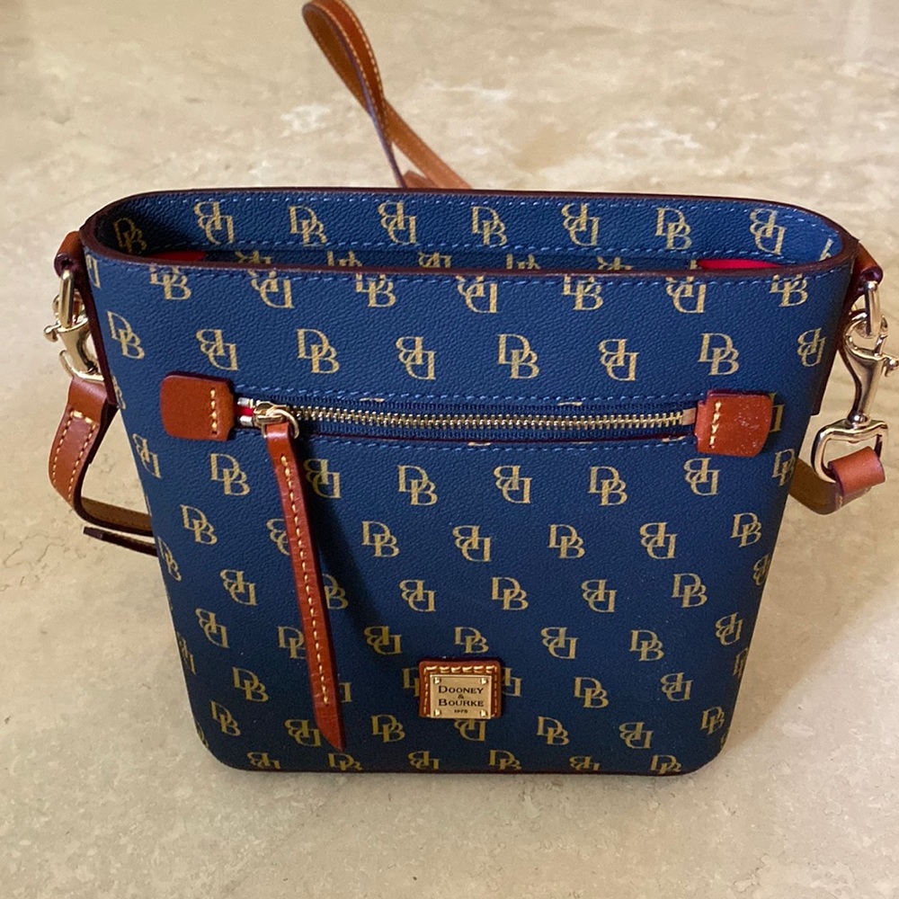 Greta Small Zip crossbody. Will receive brand new never opened purse.
